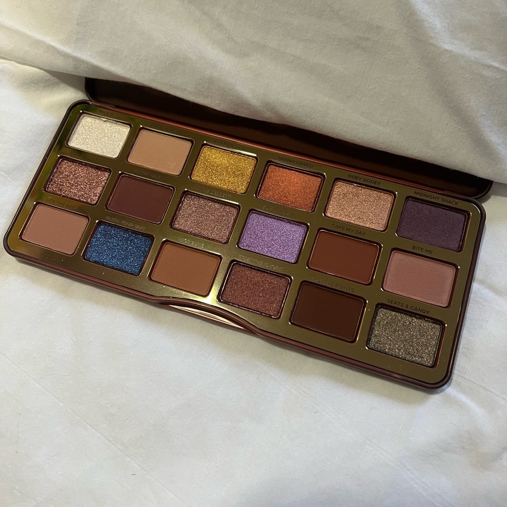 New!Too Faced Brown and Gold Eyeshadow Palette Versatile Makeup